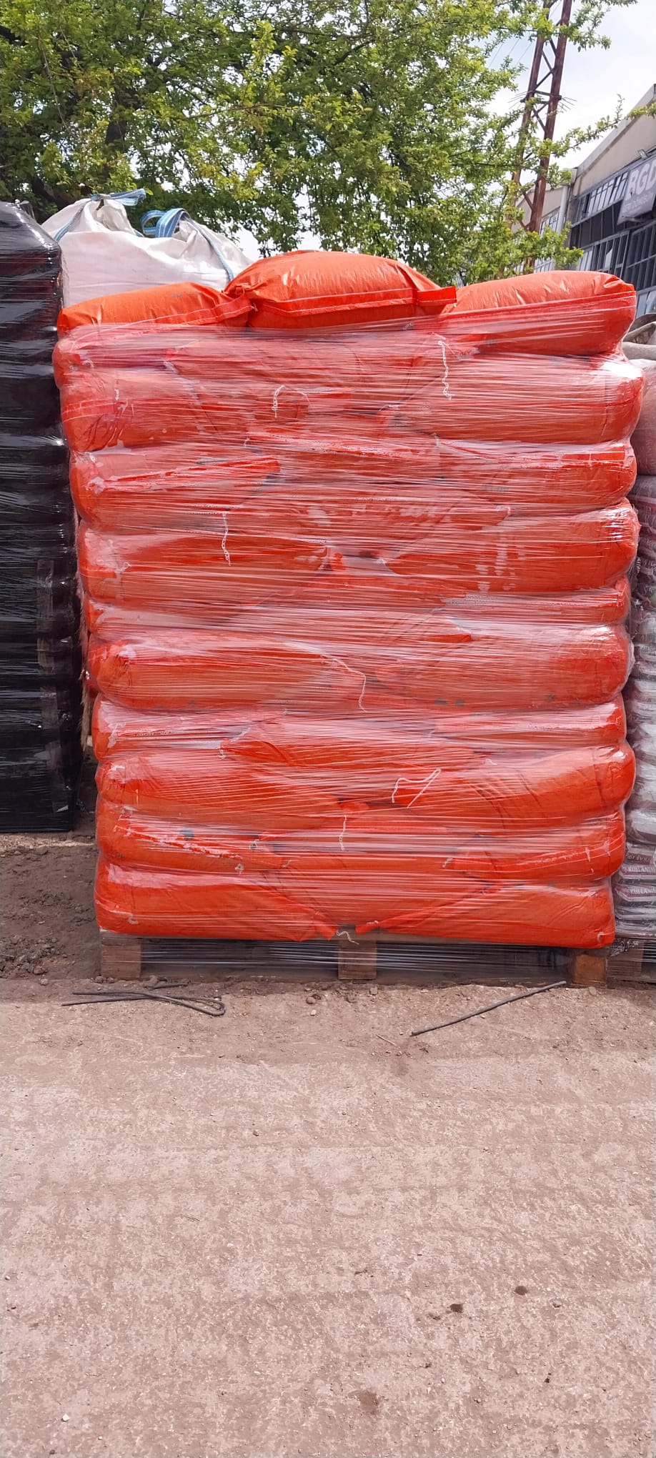 Bitlis'te doğal torf çıkarma sahası - Filiz Turba Torf üretim alanı